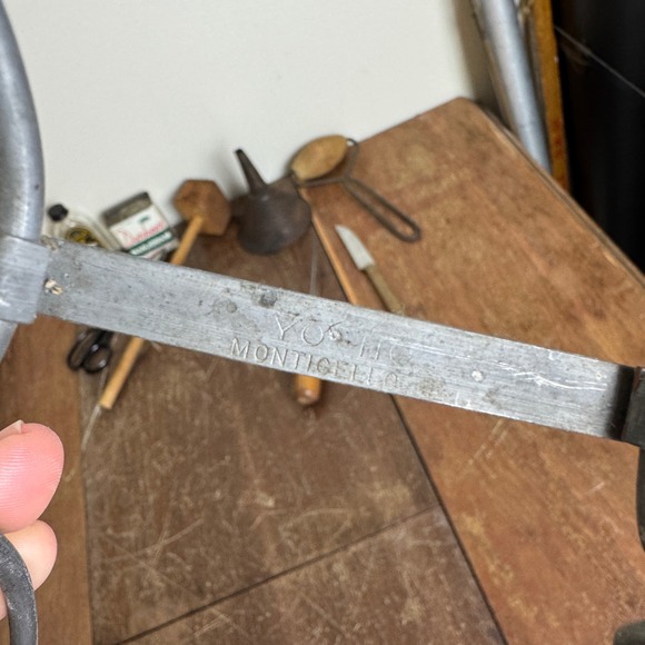 Vintage Antique Miscellaneous Kitchen Hand Tools Seasoning Container Shelf Decor - Picture 12 of 16